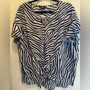GiGiO USA animal print size M animal print blouse